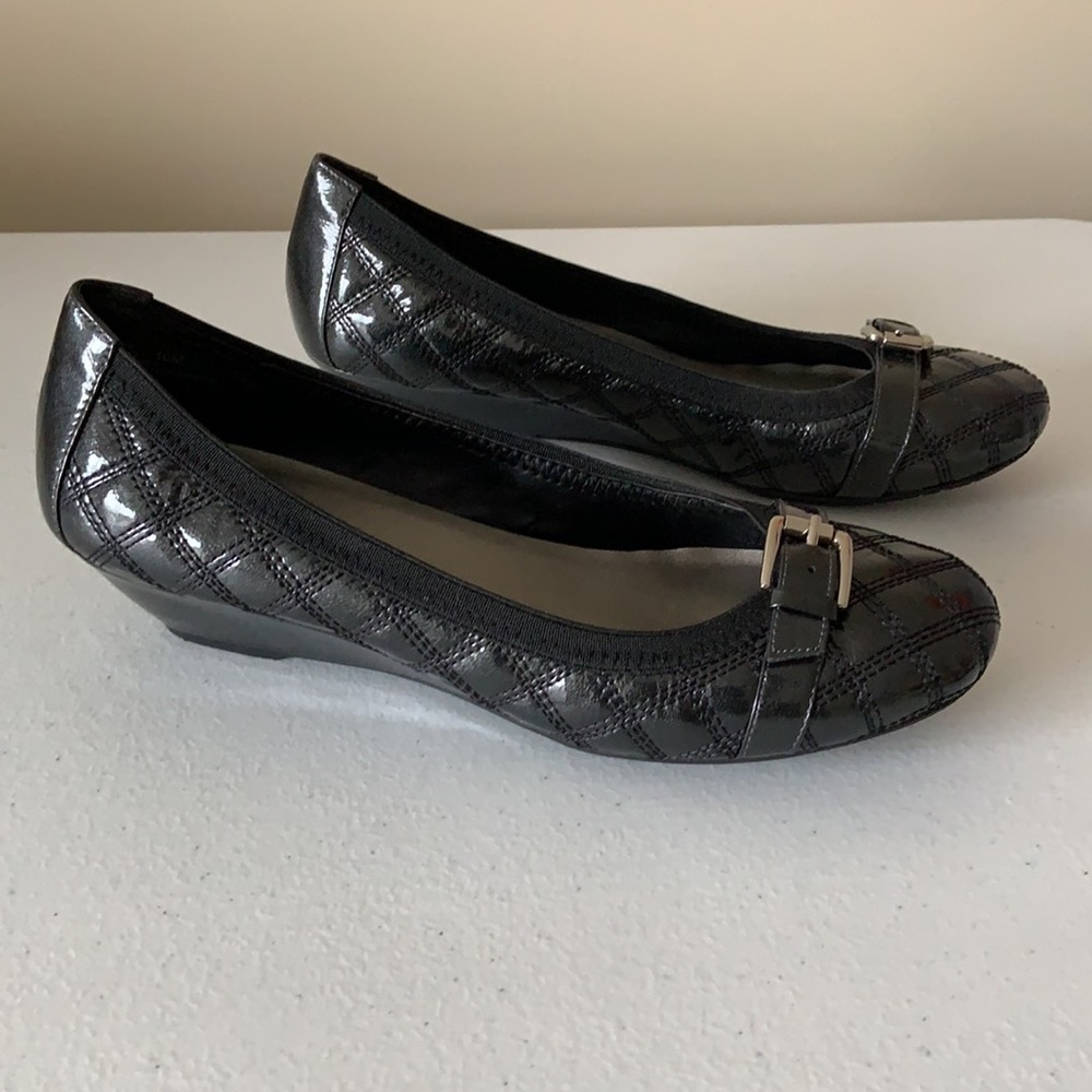 Me Too quilted ballet wedges